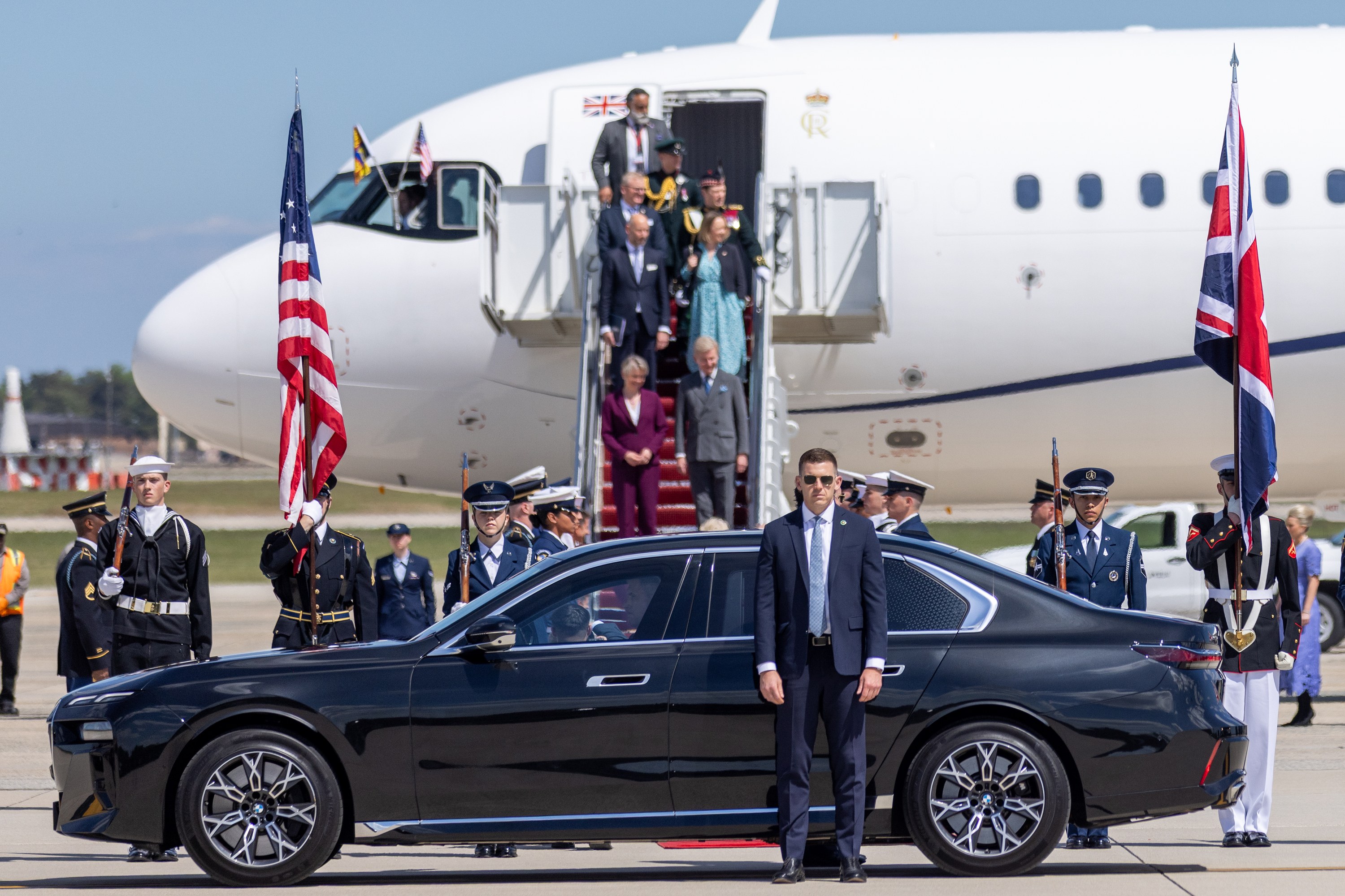 Presidential aircraft and motorcade during filming